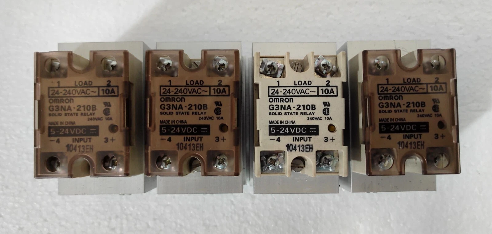 OMRON G3NA-210B SOLID STATE RELAY LOT OF 04 PCS